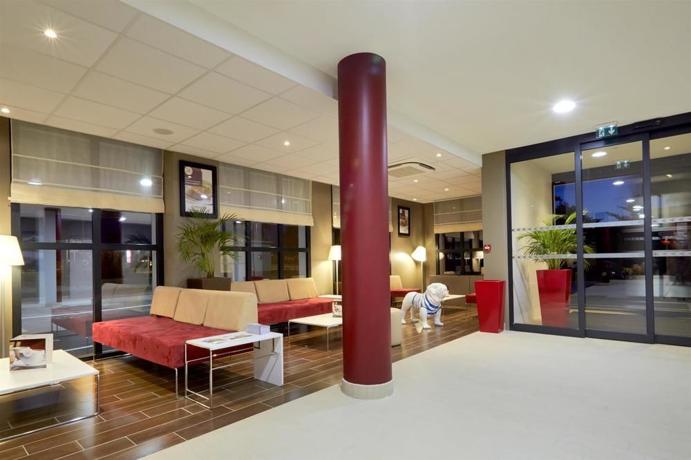Campanile Bordeaux Ouest - Merignac Aeroport Bagian luar foto