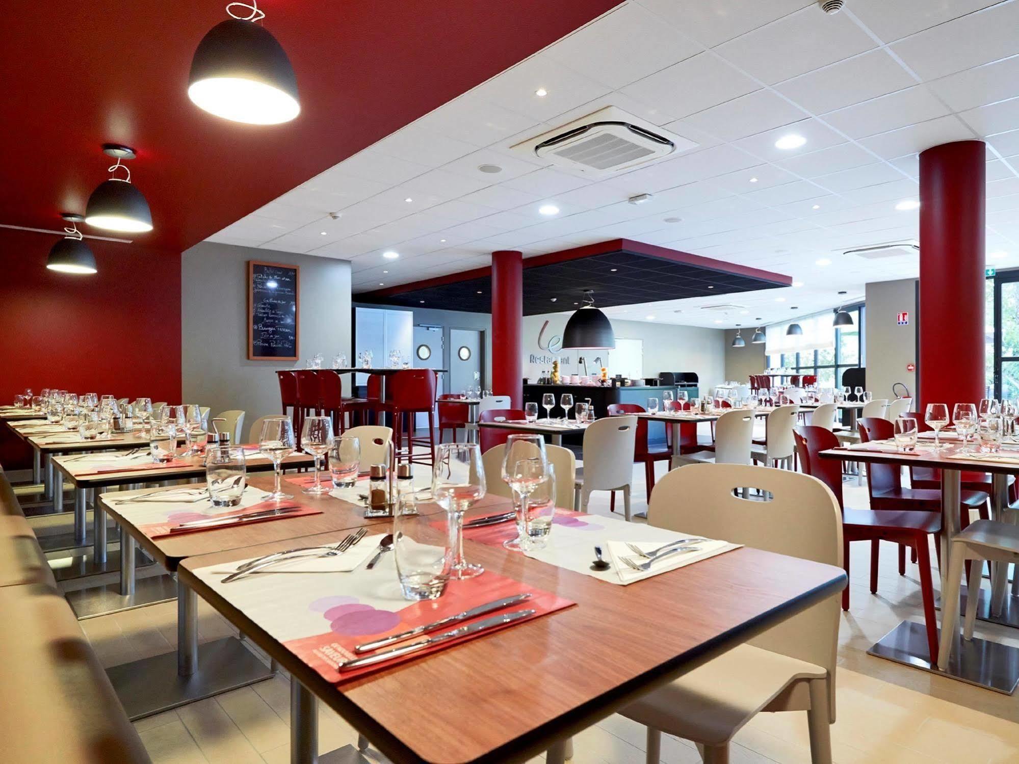 Campanile Bordeaux Ouest - Merignac Aeroport Bagian luar foto