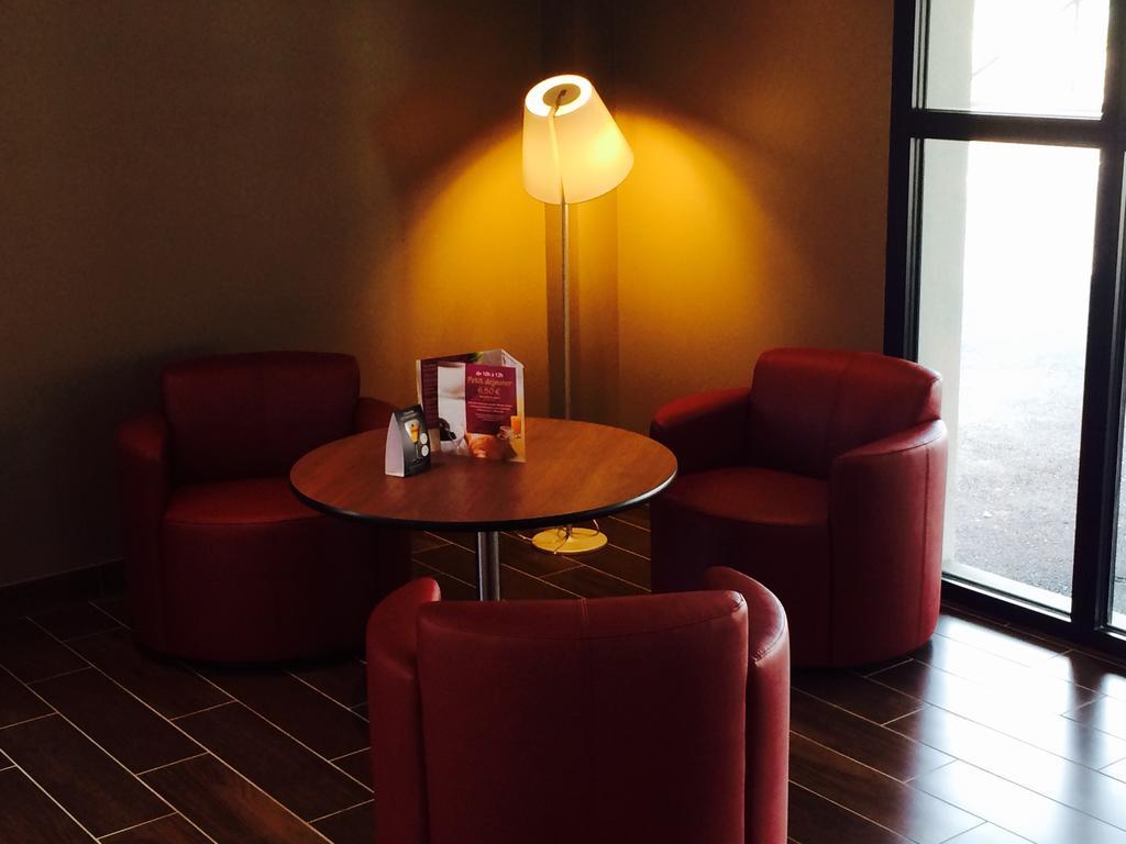 Campanile Bordeaux Ouest - Merignac Aeroport Bagian luar foto